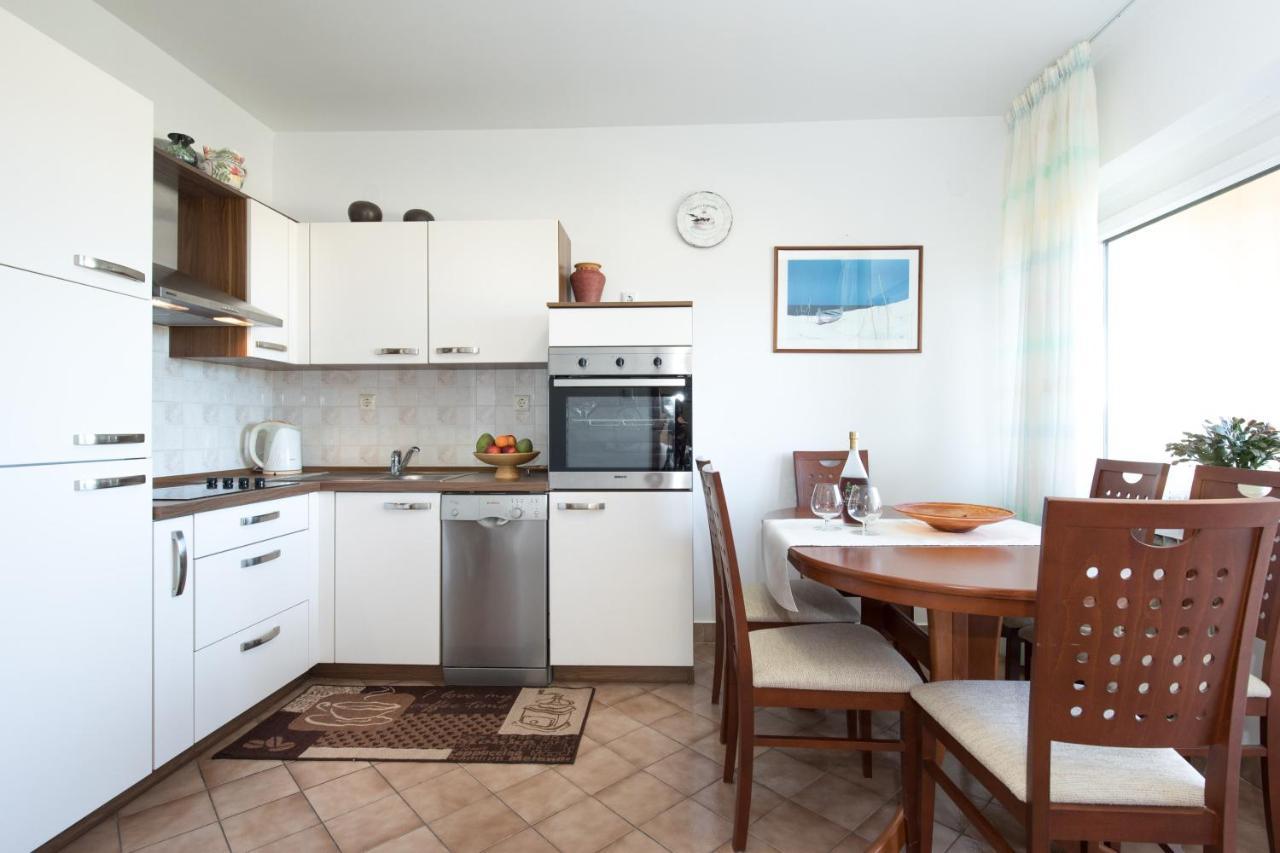 Apartmani Paradiso 克尔克 外观 照片