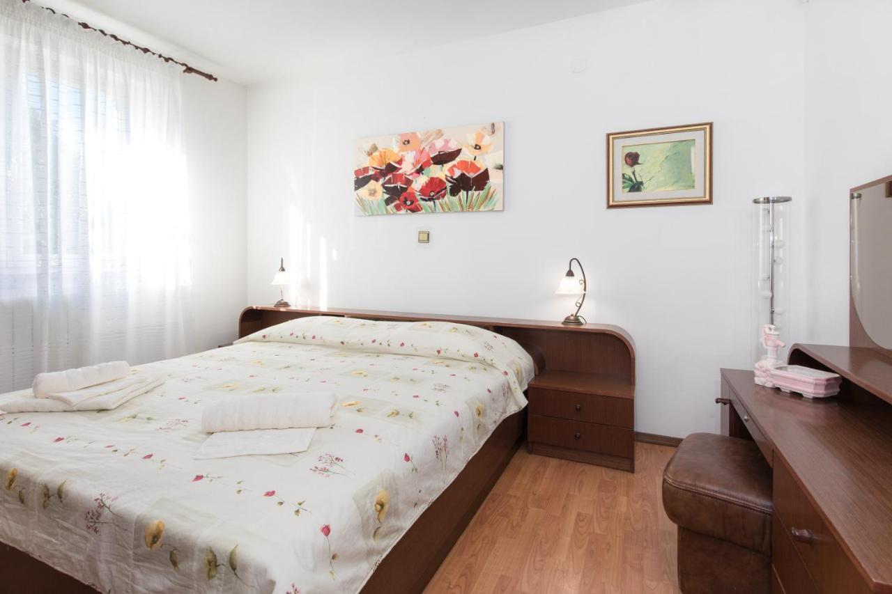 Apartmani Paradiso 克尔克 外观 照片