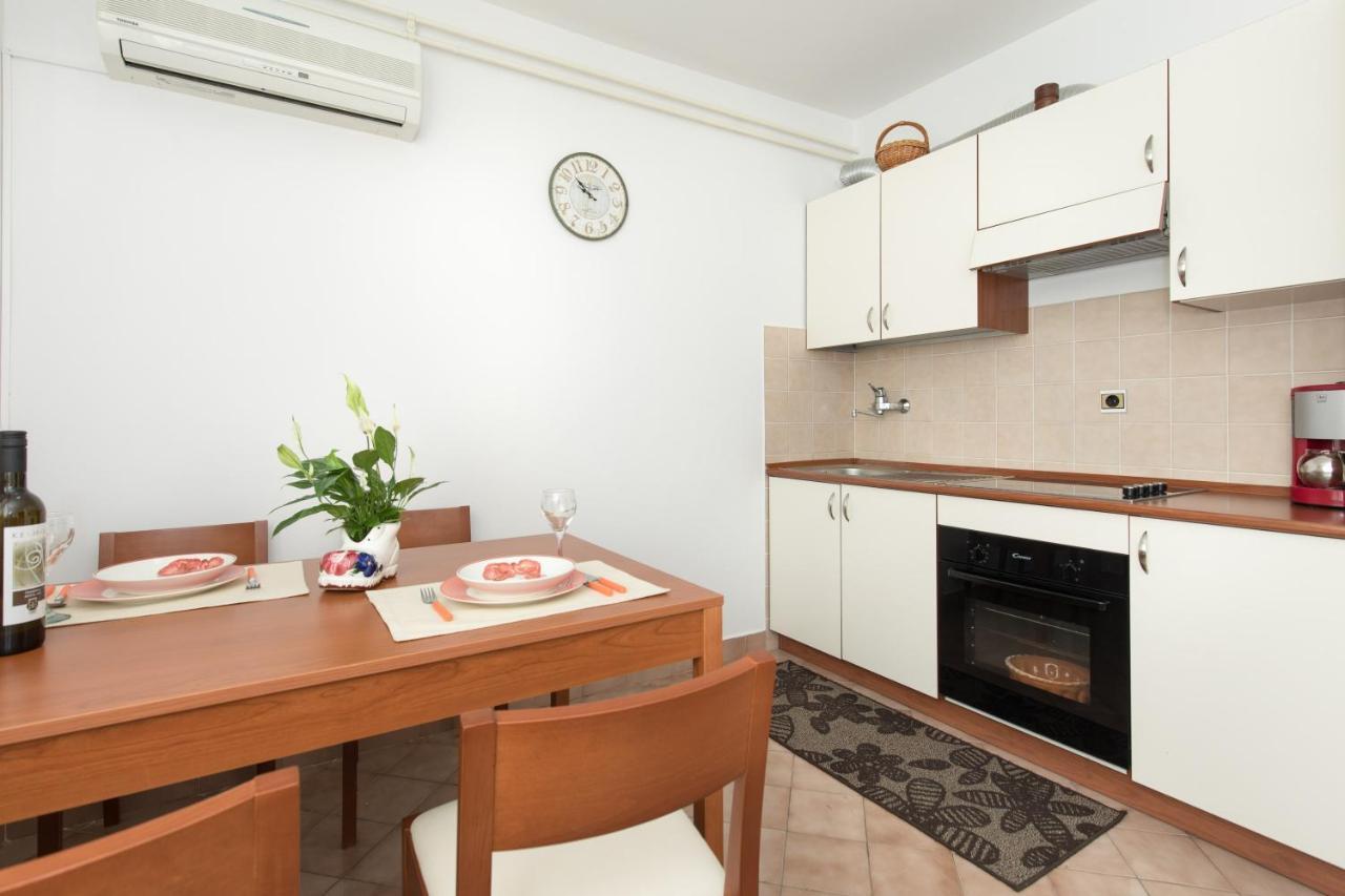 Apartmani Paradiso 克尔克 外观 照片
