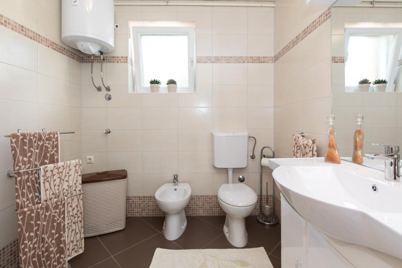 Apartmani Paradiso 克尔克 外观 照片