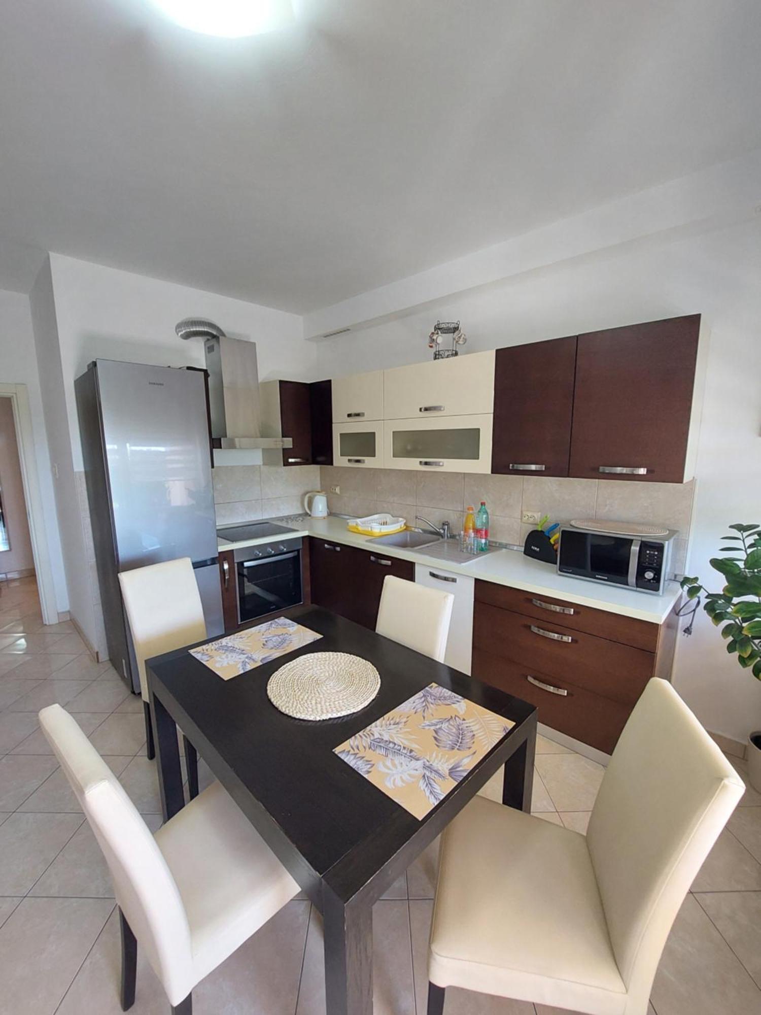 Apartmani Paradiso 克尔克 外观 照片