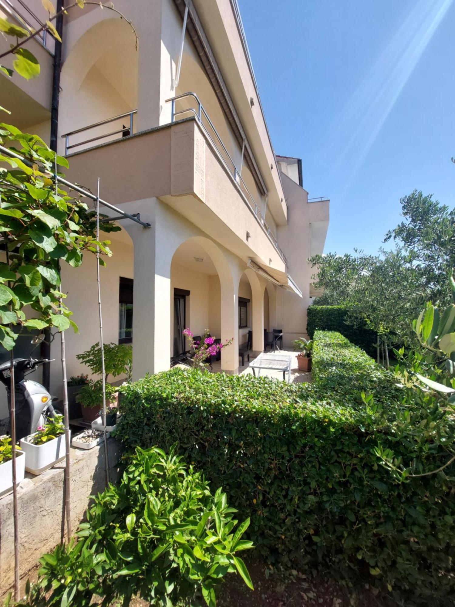 Apartmani Paradiso 克尔克 外观 照片